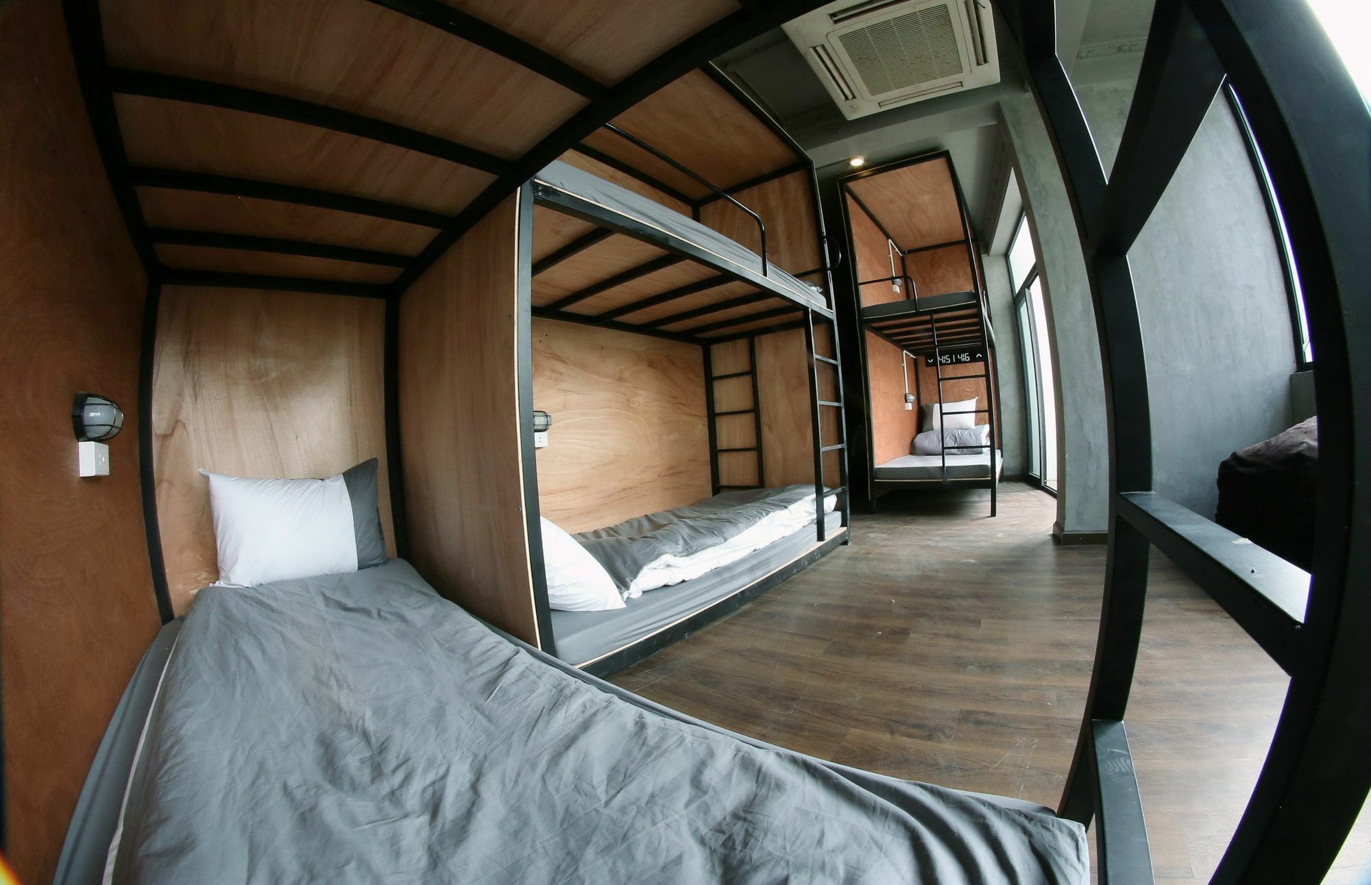 Reddoorz @ Tong Duy Tan Street (Adults Only) Hostel Hanoi Exterior photo